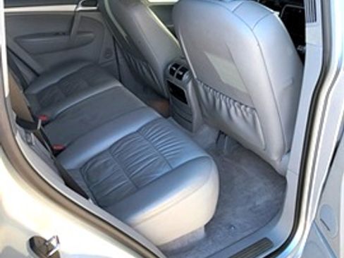 Used 2008 Porsche Cayenne Turbo AWD/4WD image 23