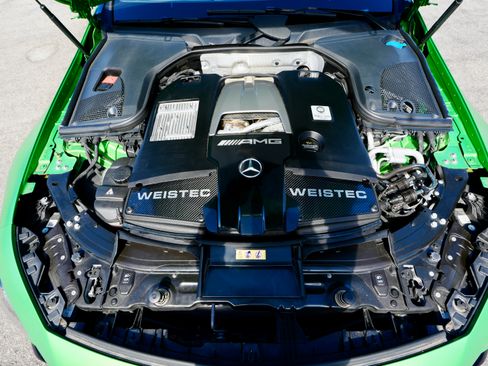 Used 2023 Mercedes-Benz AMG GT 63 S image 15