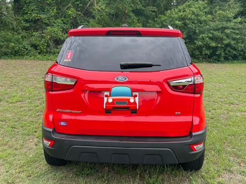 Used 2021 Ford EcoSport SE FWD image 5