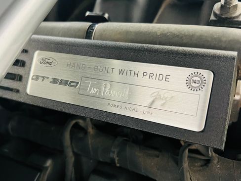 Used 2016 Ford Mustang Shelby GT350 w/ Track Package image 13