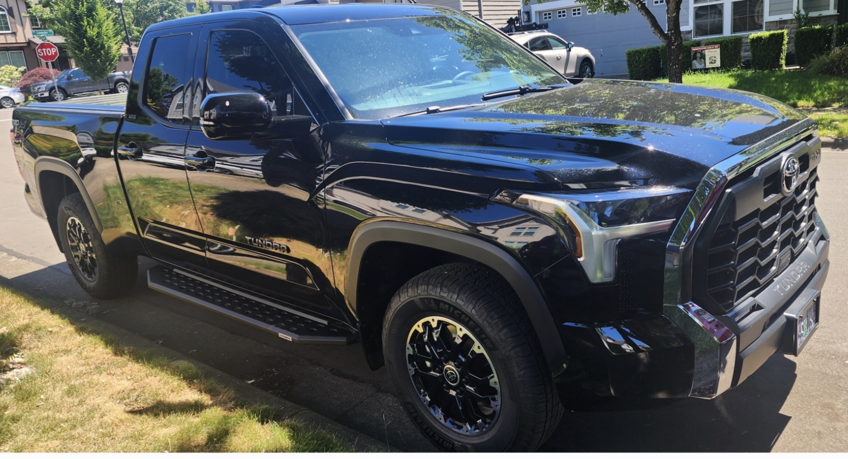 Used 2022 Toyota Tundra SR5 w/ TRD Off-Road Premium Package AWD/4WD image 5