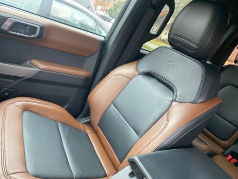 Used 2022 Ford Bronco Outer Banks w/ Sasquatch Package image 8