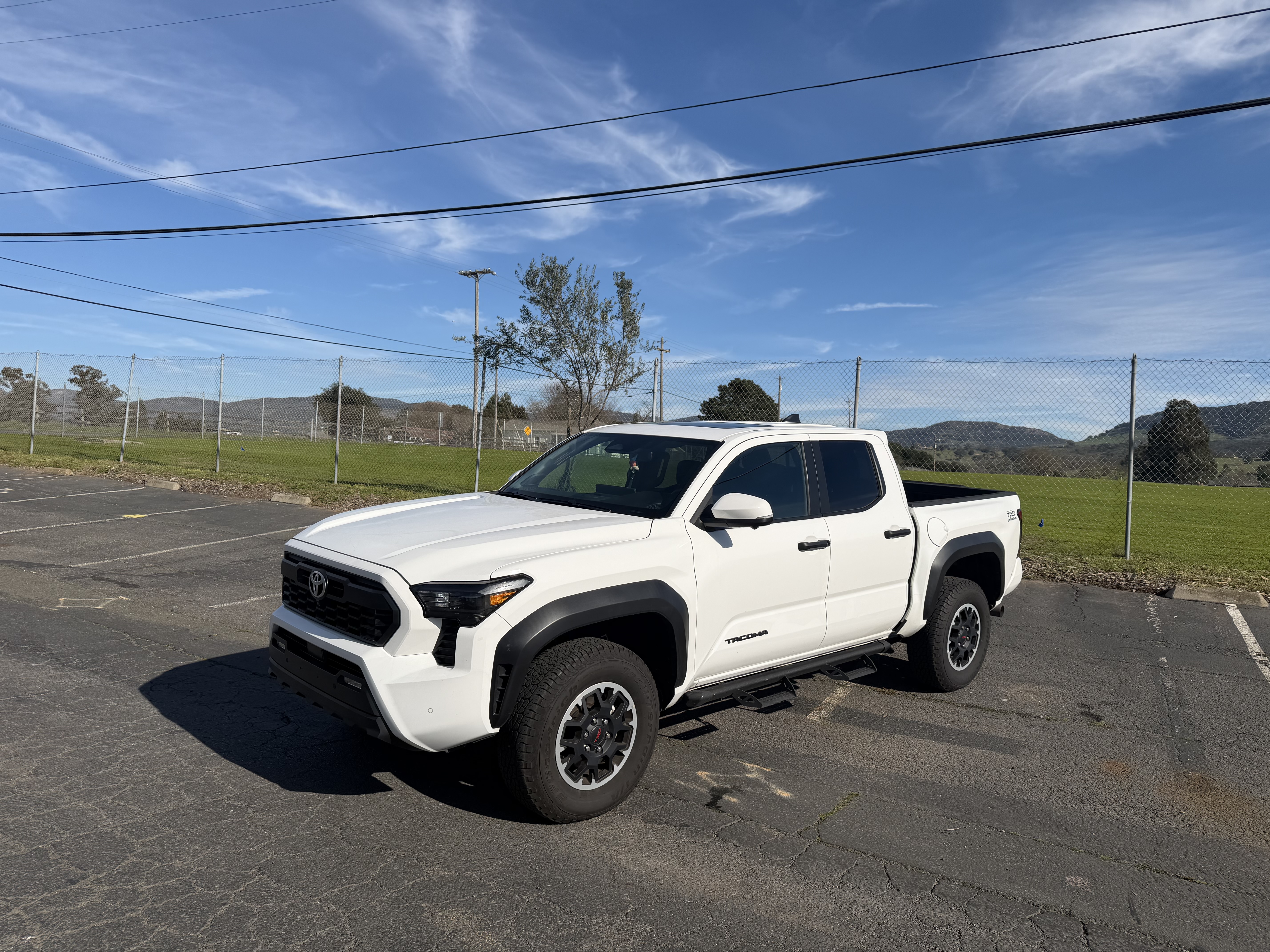 Used 2024 Toyota Tacoma TRD Off-Road w/ TRD Off Road Premium Package AWD/4WD image 1