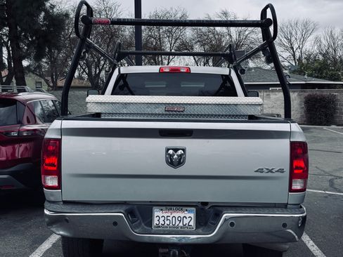 Used 2016 RAM 2500 Tradesman w/ Chrome Appearance Group image 5