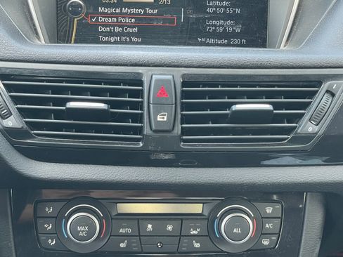 Used 2013 BMW X1 xDrive28i image 11