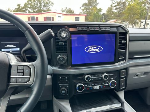 Used 2024 Ford F450 Limited w/ FX4 Off-Road Package image 10
