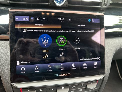 Used 2022 Maserati Quattroporte Modena Q4 AWD/4WD image 14