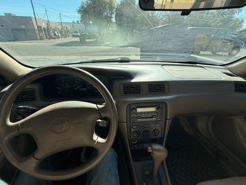 Used 2001 Toyota Camry LE image 6
