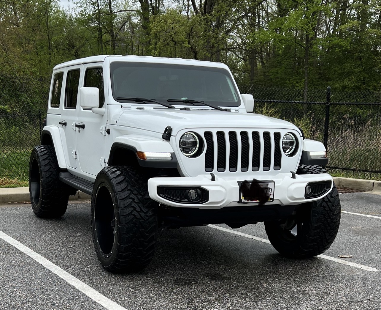 Used 2020 Jeep Wrangler Unlimited Sahara AWD/4WD image 5