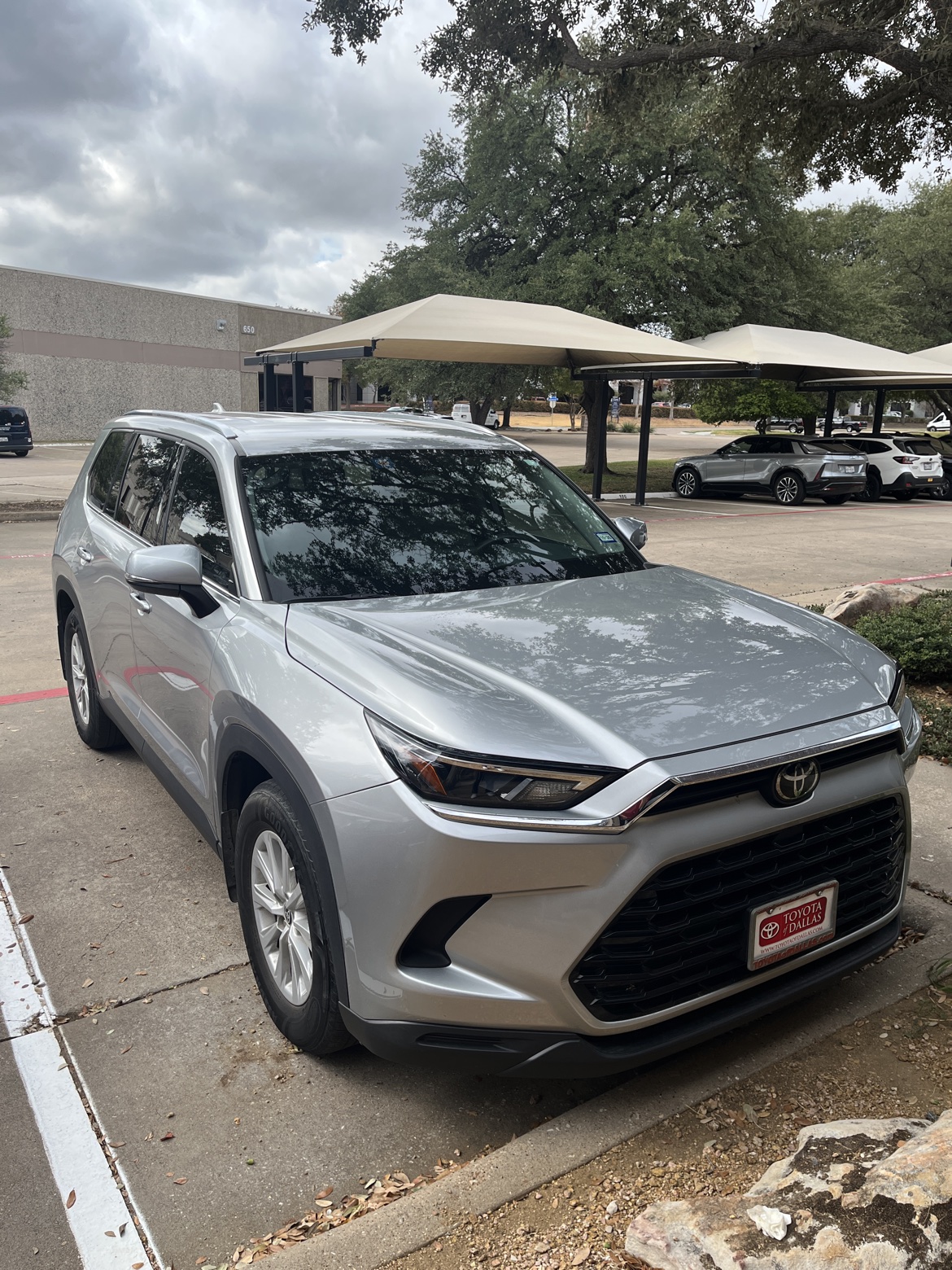 Used 2024 Toyota Grand Highlander FWD image 1