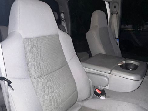 Used 2004 Ford F250 XLT image 14