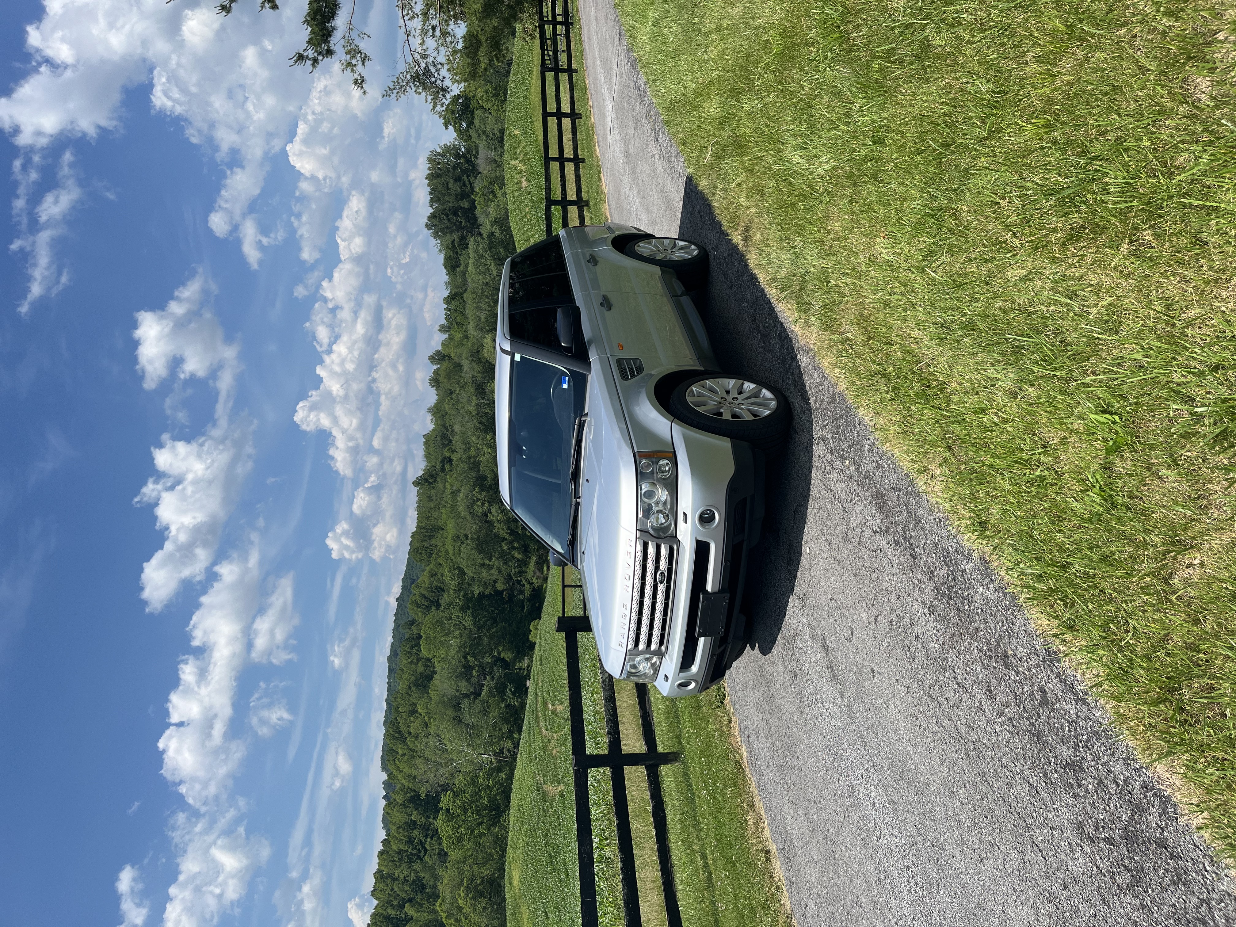 Used 2007 Land Rover Range Rover Sport Supercharged AWD/4WD image 1