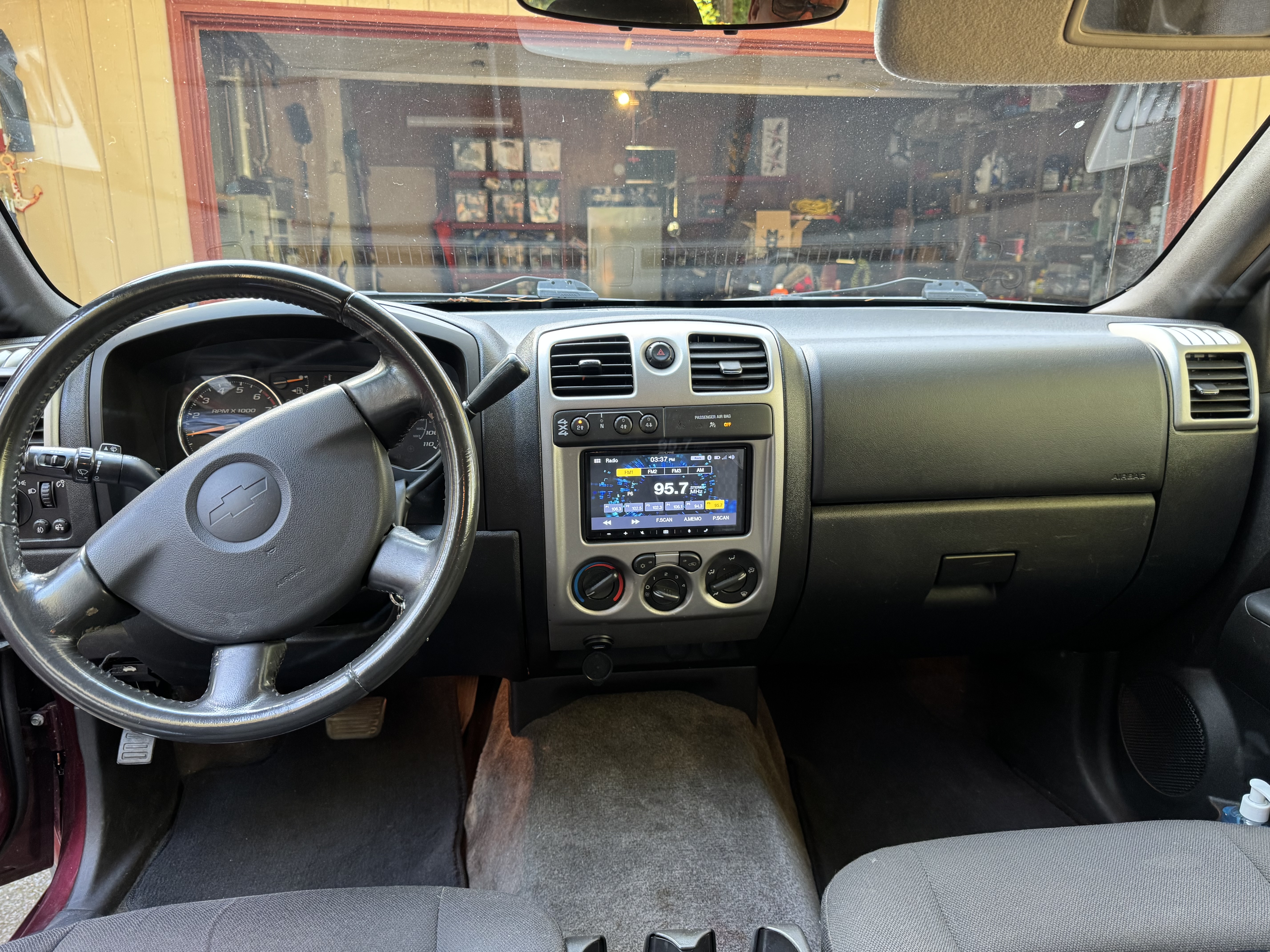 Used 2007 Chevrolet Colorado LT w/ Sun And Sound Package AWD/4WD image 5