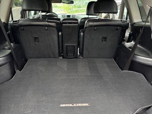 Used 2012 Toyota Highlander SE w/ Tow Pkg AWD/4WD image 6