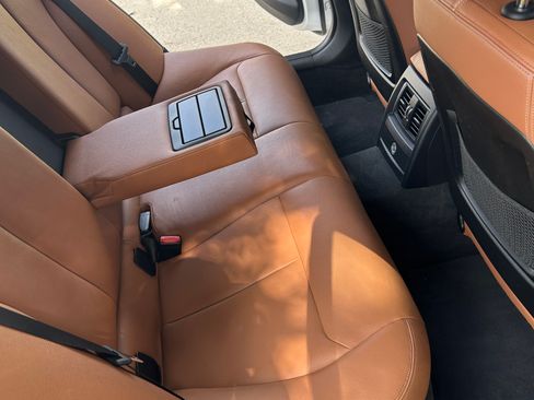 Used 2016 BMW 328i Sedan RWD image 9