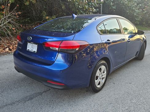Used 2017 Kia Forte LX image 6