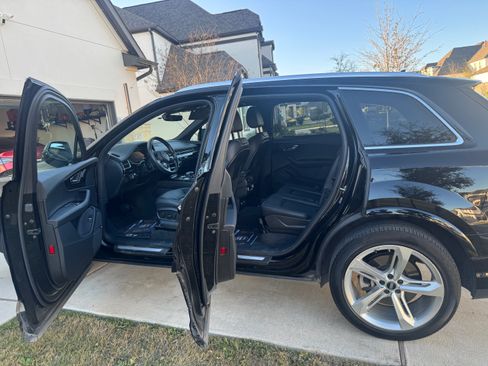 Used 2019 Audi Q7 3.0T Prestige w/ Prestige Package image 8