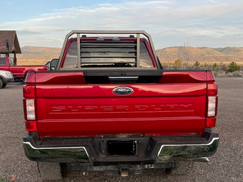 Used 2022 Ford F250 XLT w/ XLT Premium Package AWD/4WD image 4
