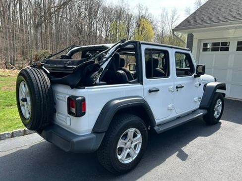 Used 2019 Jeep Wrangler Unlimited Sport S image 11