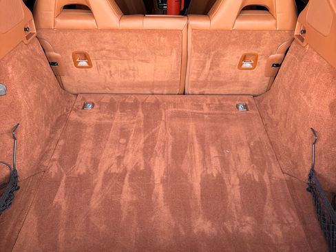 Used 2022 Porsche Panamera image 4