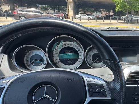 Used 2014 Mercedes-Benz C 300 4MATIC Sedan image 22