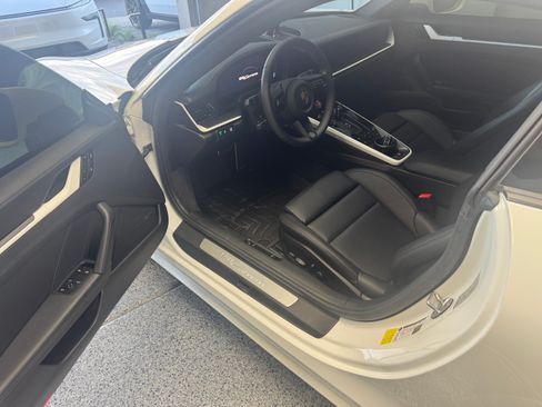 Used 2026 Porsche 911 Carrera image 2