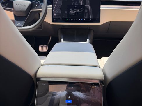 Used 2023 Tesla Model S Standard Range AWD/4WD image 13