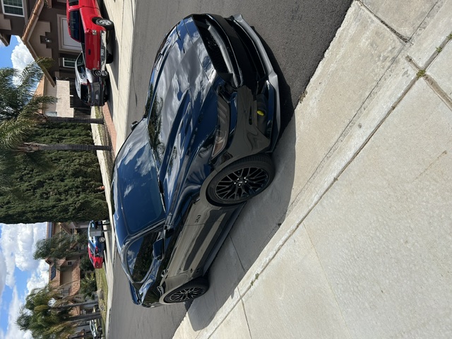 Used 2017 Ford Mustang GT w/ GT Performance Package RWD image 1