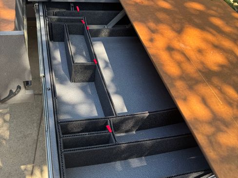 Used 2014 Toyota FJ Cruiser 4WD image 28