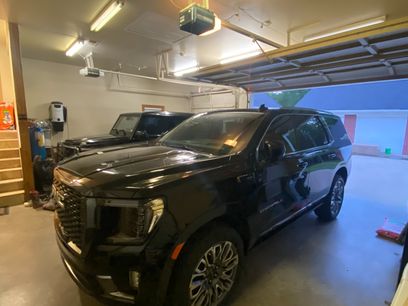 Used 2024 GMC Yukon Denali Ultimate w/ LPO, Floor Liner Package