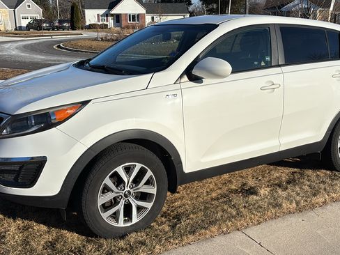Used 2015 Kia Sportage LX image 1