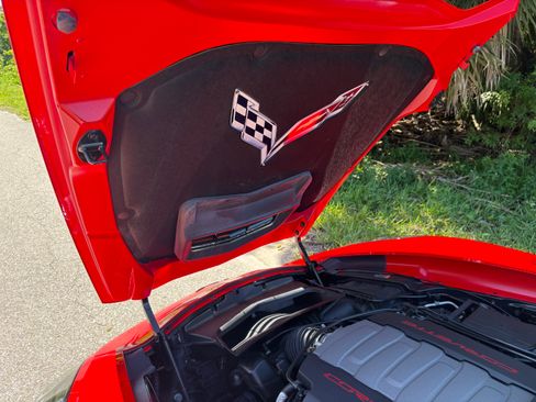 Used 2018 Chevrolet Corvette Grand Sport RWD image 23