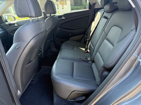 Used 2017 Hyundai Tucson Limited w/ Limited Ultimate Package 03 image 18