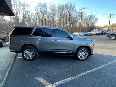 Used 2022 Cadillac Escalade Luxury w/ LPO, Illumination Package