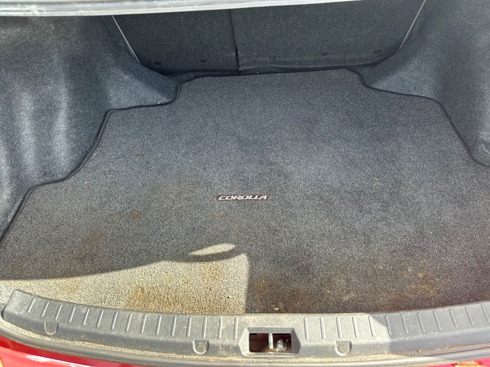 Used 2011 Toyota Corolla LE FWD image 14
