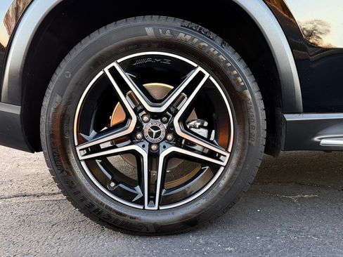 Used 2023 Mercedes-Benz GLE 350 4MATIC image 4