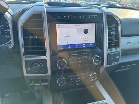 Used 2021 Ford F350 Lariat w/ Chrome Package image 25