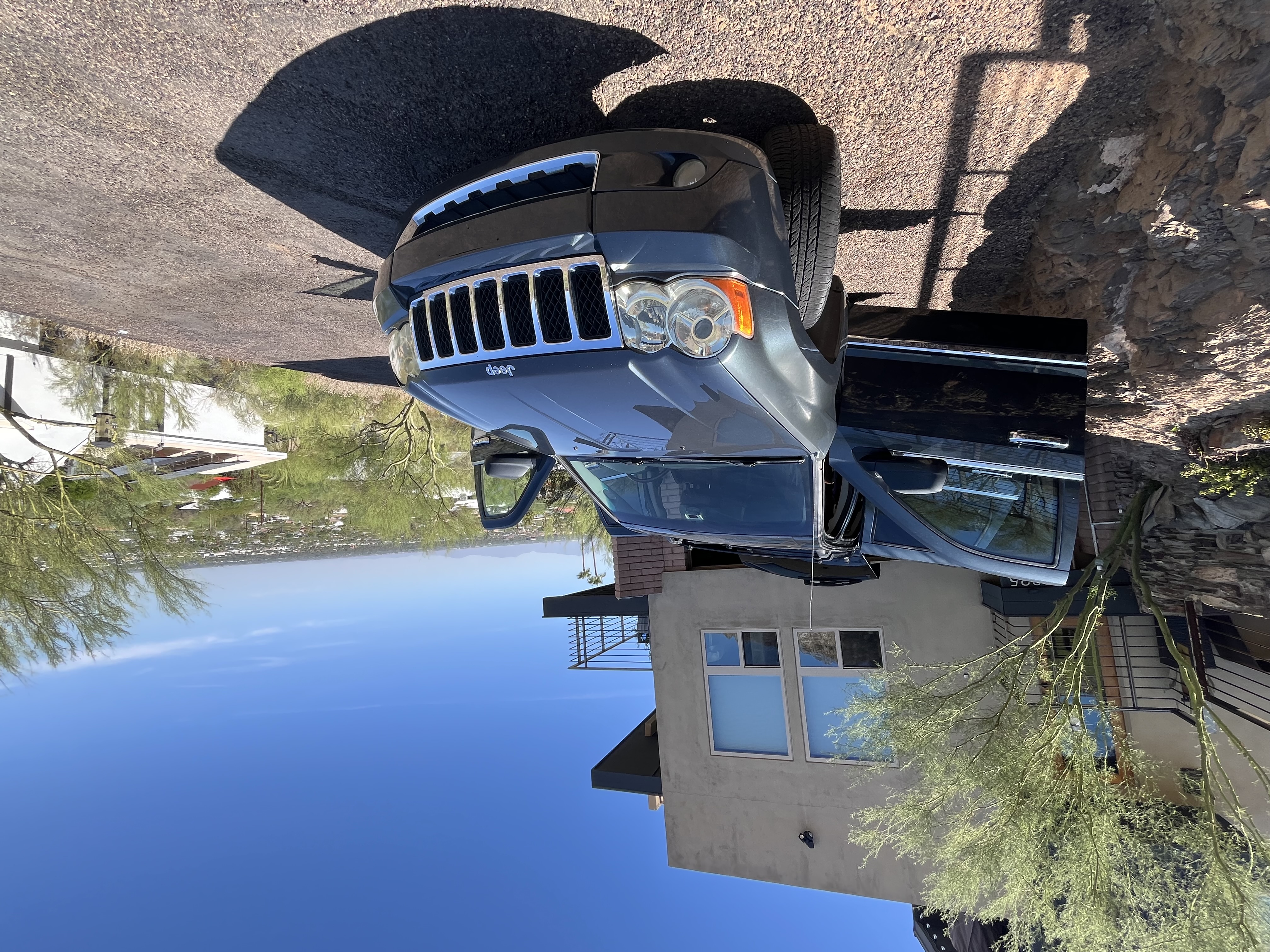 Used 2008 Jeep Grand Cherokee Overland RWD image 12