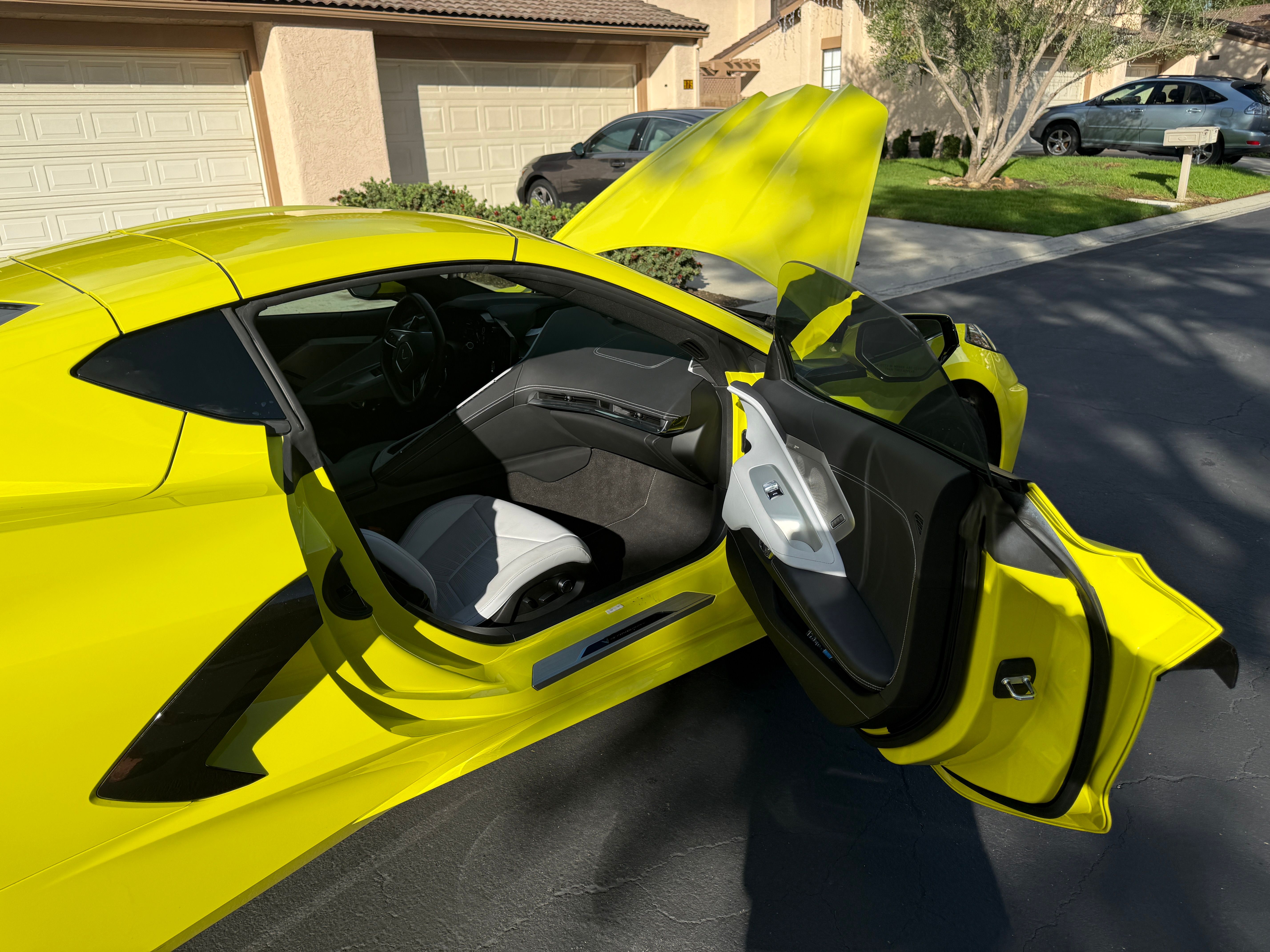 Used 2020 Chevrolet Corvette Stingray Preferred Cpe w/ 2LT Preferred Equipment Group RWD image 6