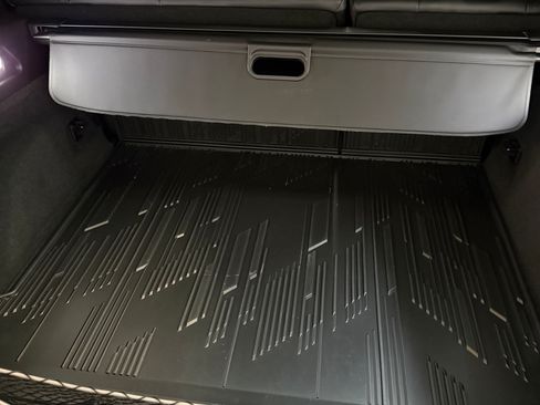 Used 2023 Cadillac Lyriq 2WD image 14