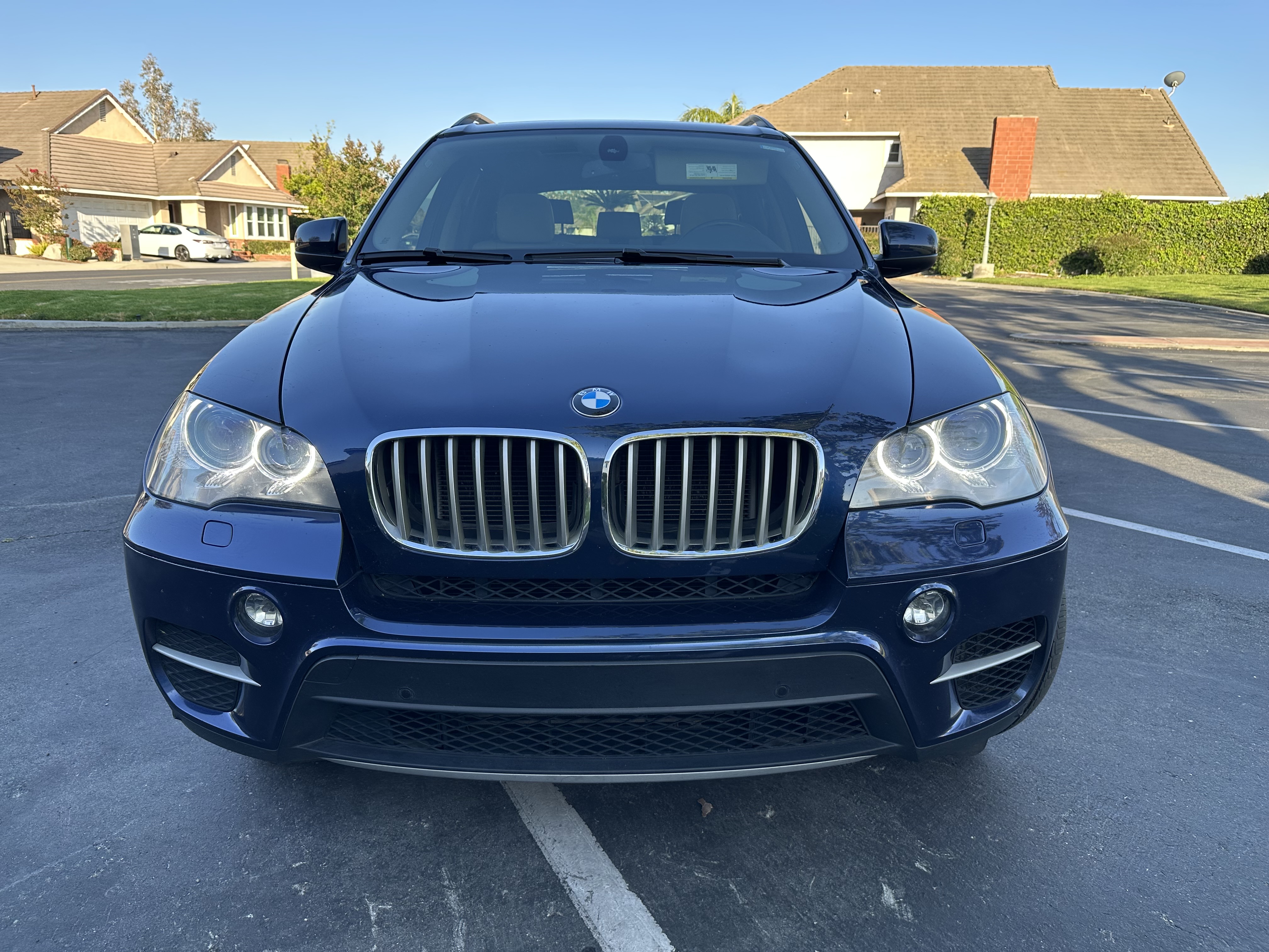 Used 2013 BMW X5 xDrive35d AWD/4WD image 1