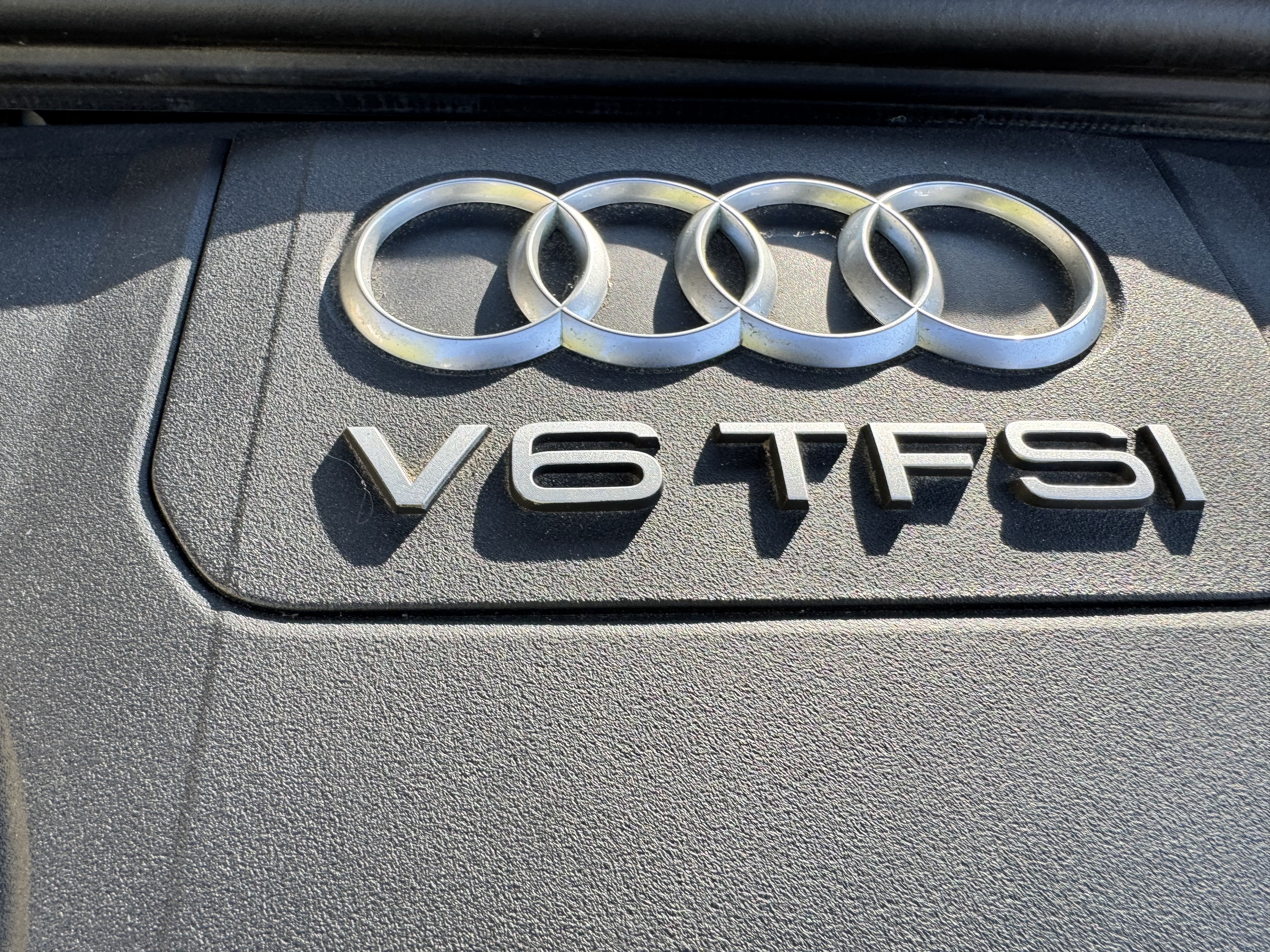 Used 2018 Audi Q7 3.0T Prestige AWD/4WD image 31
