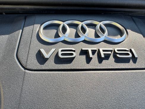 Used 2018 Audi Q7 3.0T Prestige AWD/4WD image 31