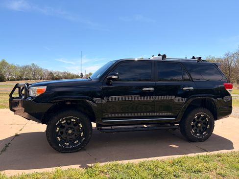 Used 2012 Toyota 4Runner SR5 w/ Convenience Pkg image 13