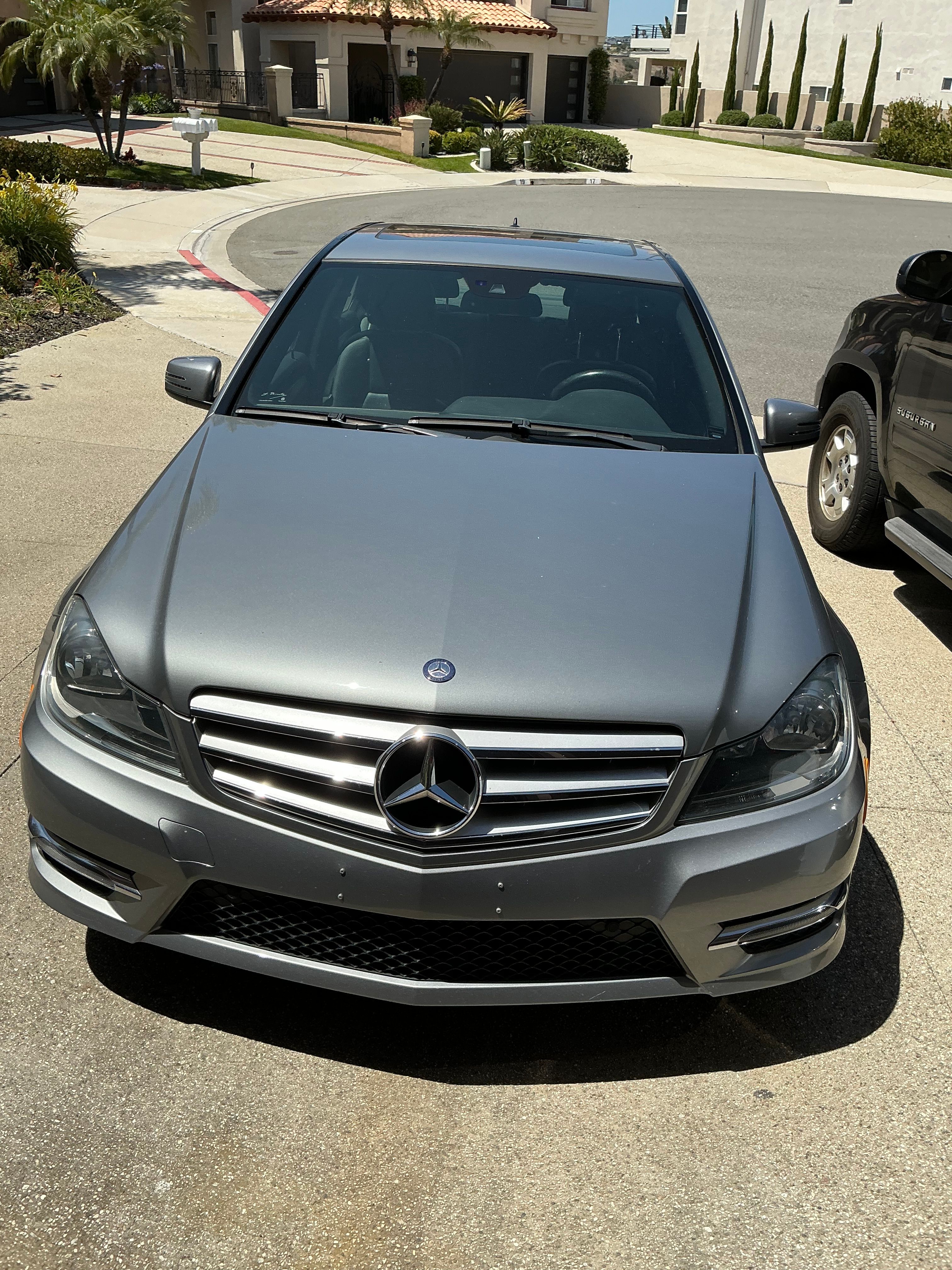 Used 2013 Mercedes-Benz C 250 Sedan image 2