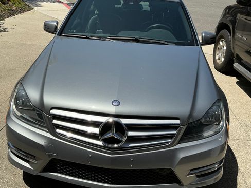 Used 2013 Mercedes-Benz C 250 Sedan image 2
