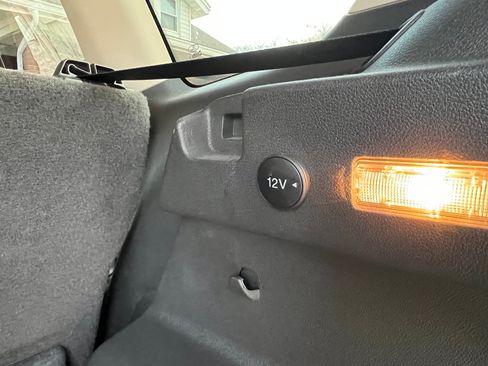 Used 2015 Ford Escape SE w/ Equipment Group 201A FWD image 9