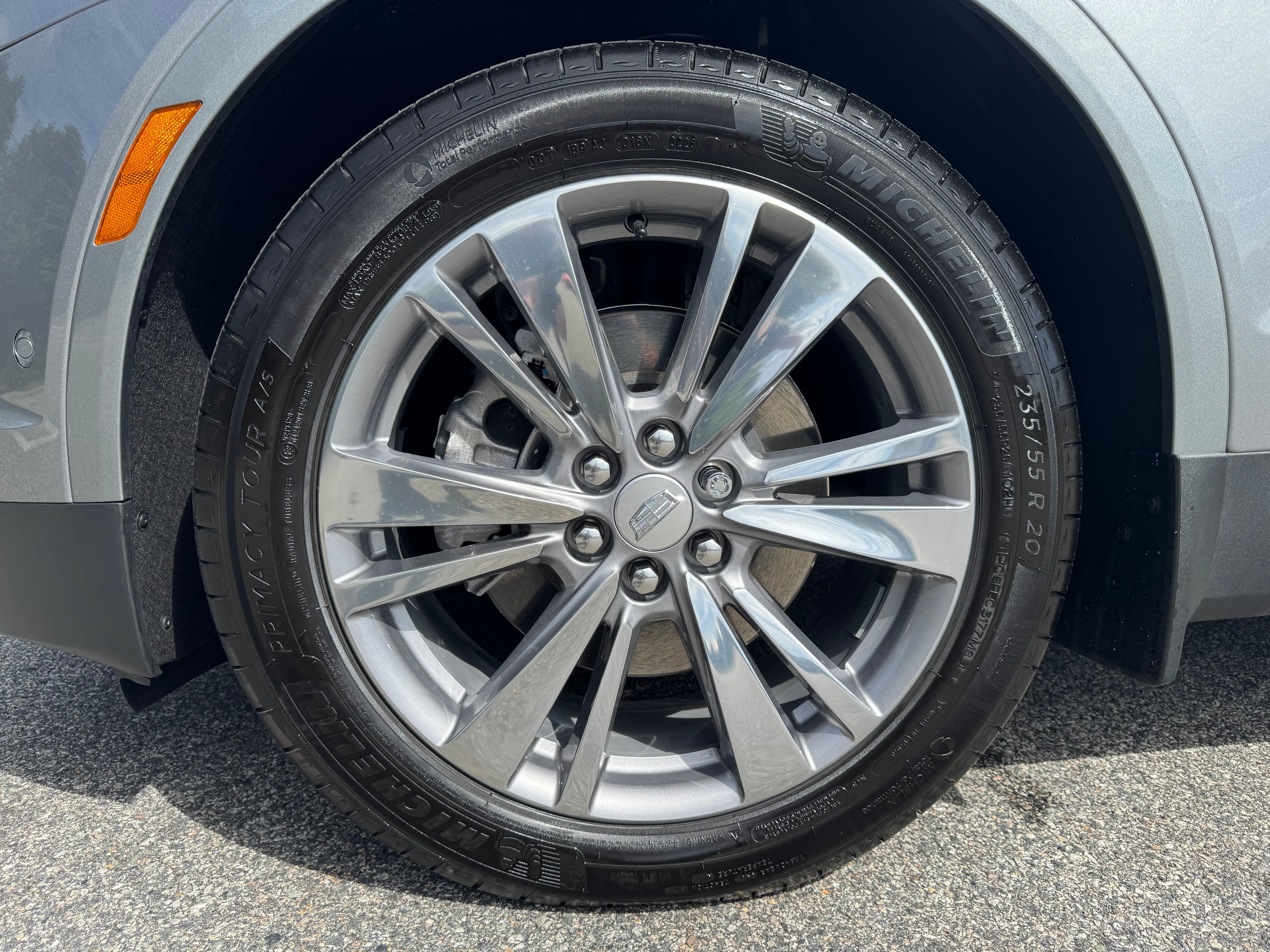 Used 2026 Cadillac XT5 Premium Luxury w/ LPO, Floor Liner Package AWD/4WD image 24