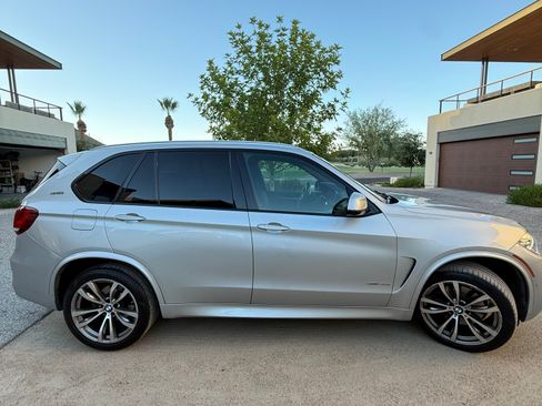 Used 2018 BMW X5 xDrive40e AWD/4WD image 4