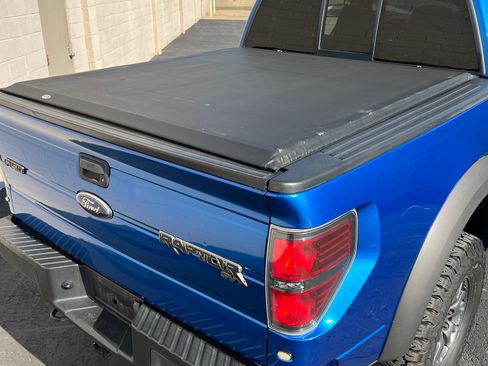 Used 2010 Ford F150 Raptor image 16